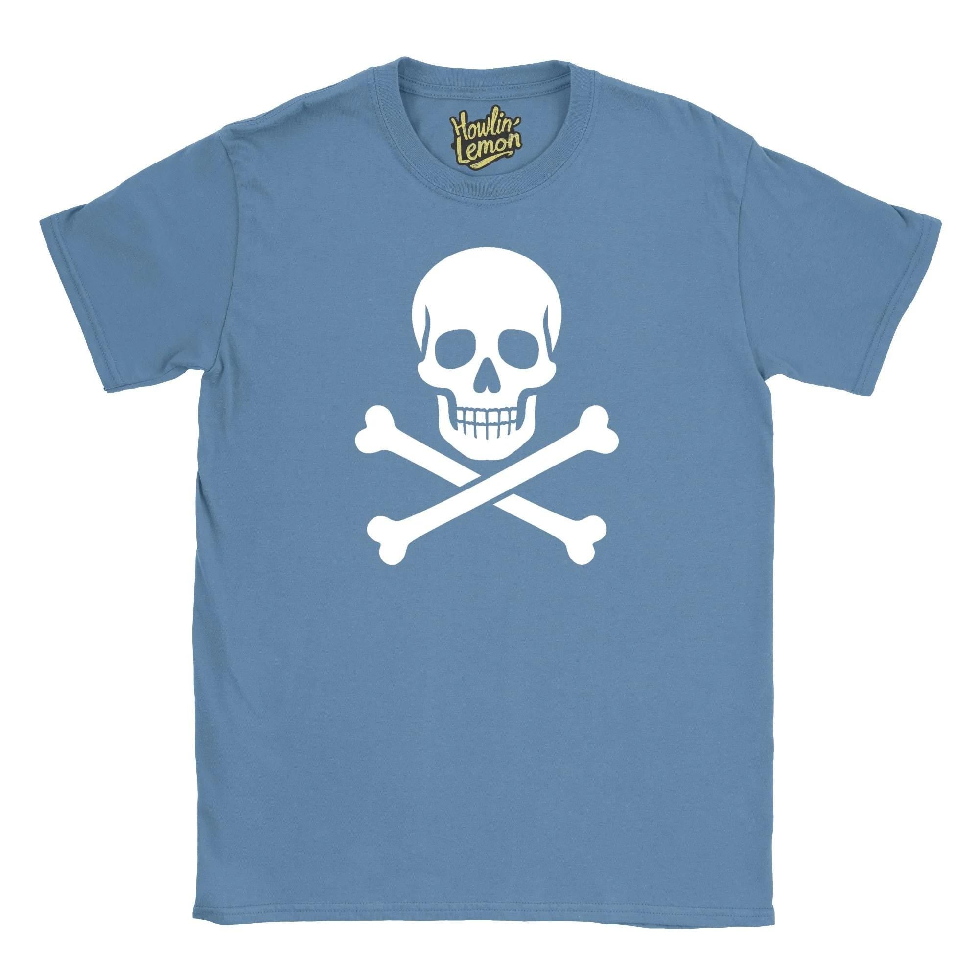 Vintage Skull and Crossbones Pirate T-Shirt - Jolly Roger Graphic Tee - Pirate Flag Design - Unisex Cotton Shirt - Halloween Costume Tee